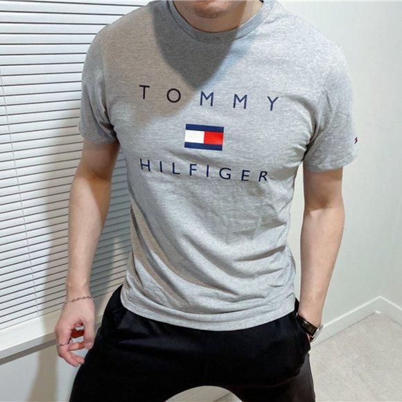 Tommy Hilfiger 78J3316 030 Tee T shirt NWT - Picture 1 of 7